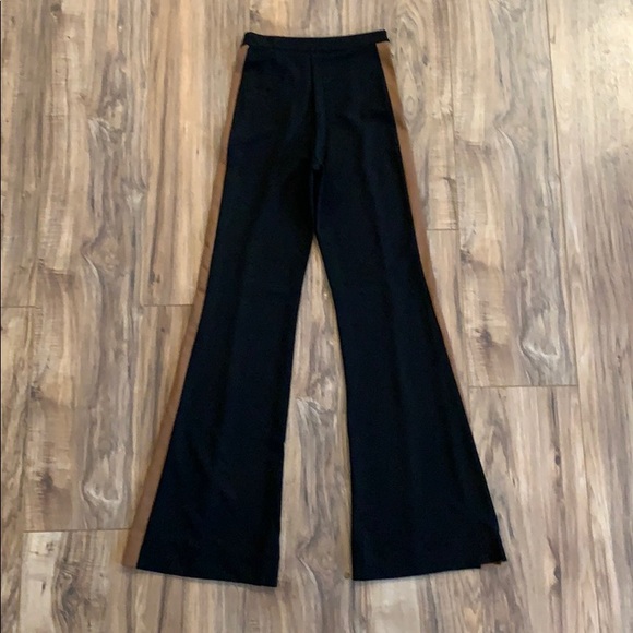 Beautiful H&M High-Rise Flared Pants - Picture 4 of 6